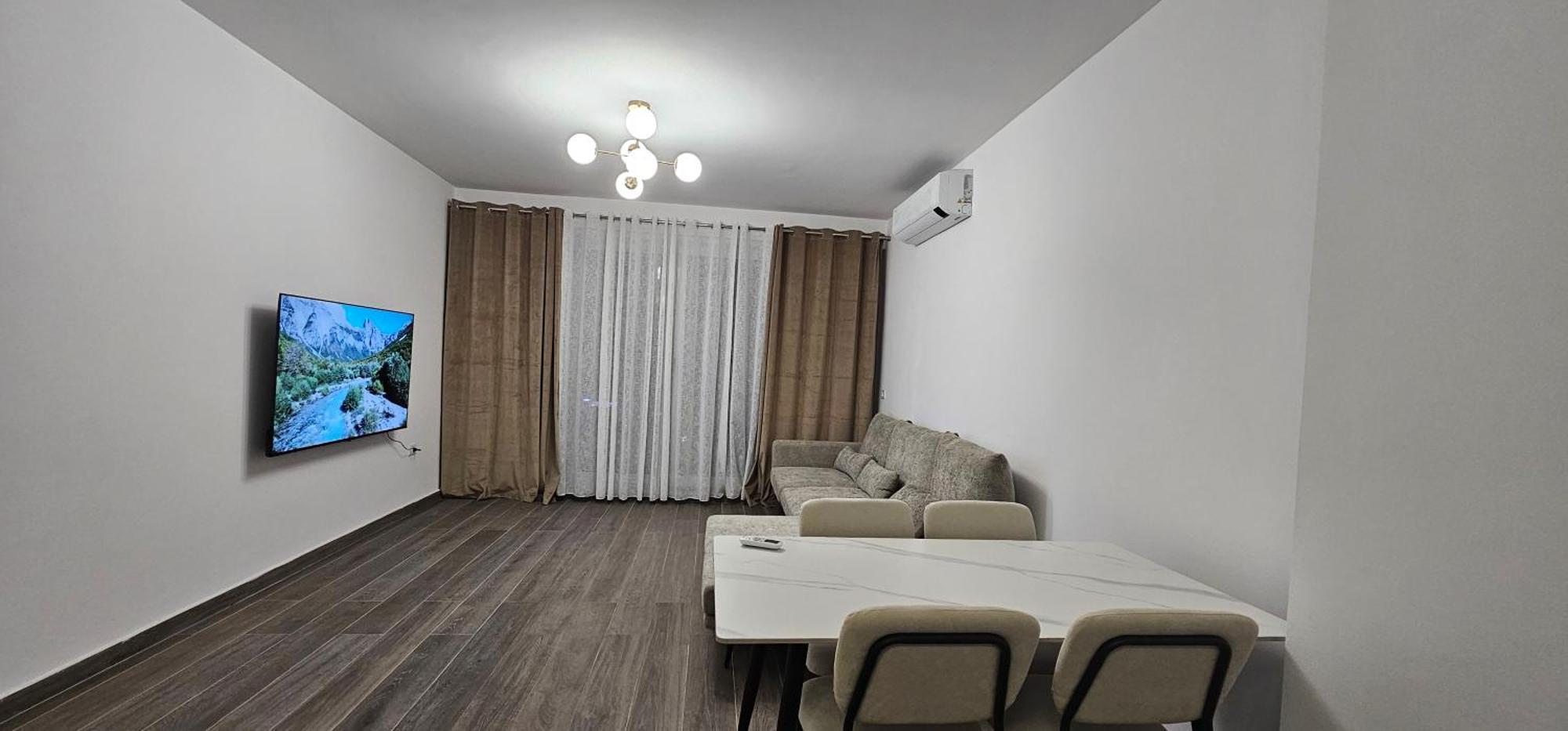 Free Parking Skanderbeg Square - Spacious Central Apartment تيرانا المظهر الخارجي الصورة