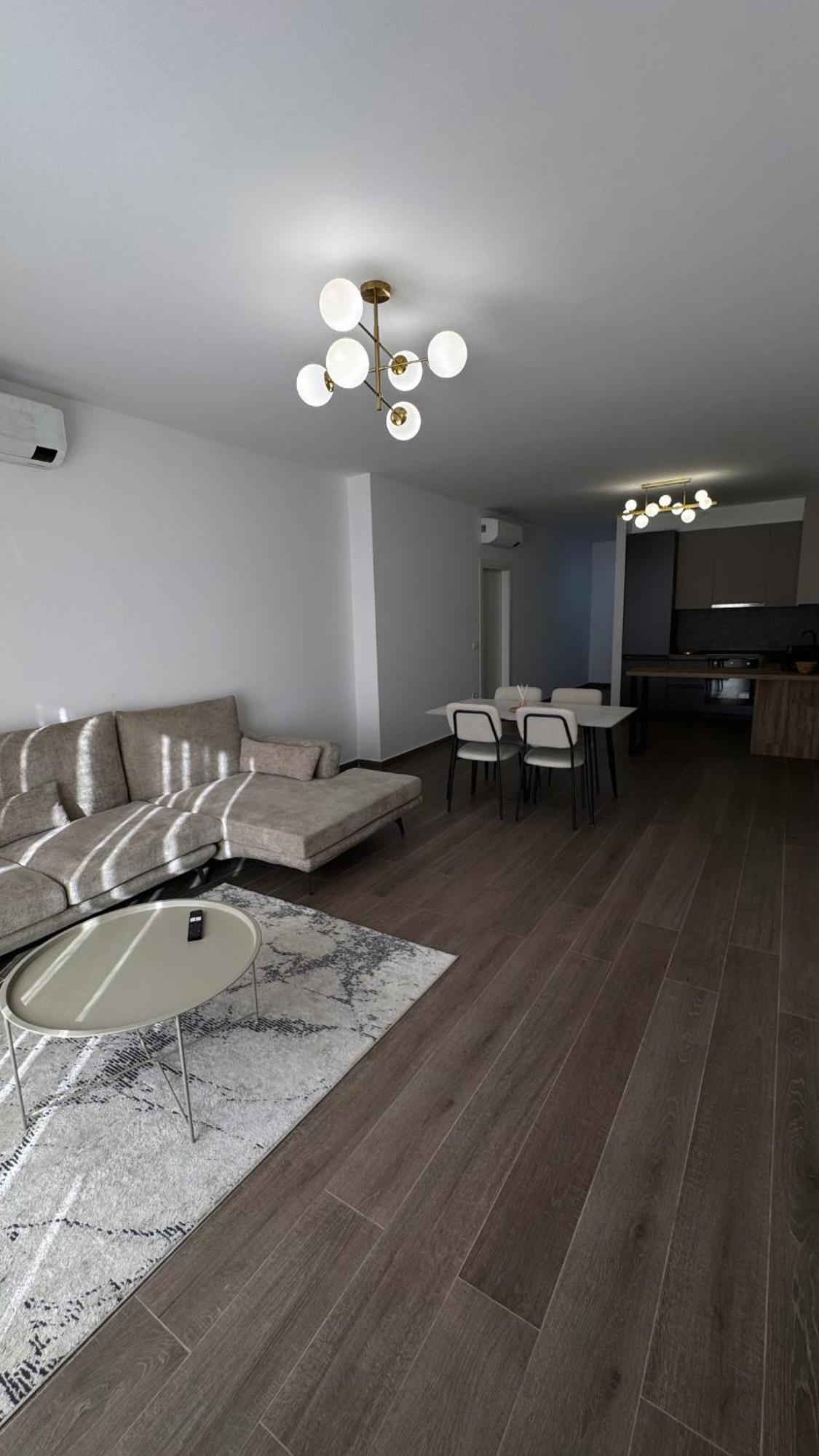 Free Parking Skanderbeg Square - Spacious Central Apartment تيرانا المظهر الخارجي الصورة